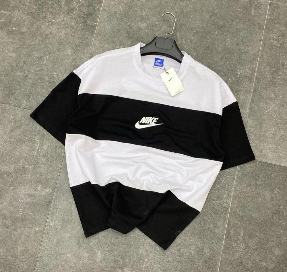 Nike Çift Renkli Oversize Tshirt Beyaz Siyah