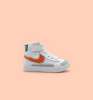 Sezon Sonu - Nike Blazer Bilekli Çocuk Beyaz Turuncu