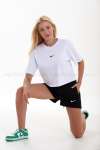Kadın Nike Kumaş Spor Şort Siyah