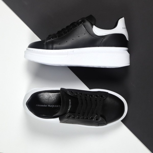 Outlet - Alexander Mcqueen Siyah Beyaz Outlet - Alexander Mcqueen Siyah Beyaz