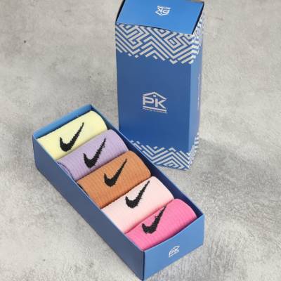 Nike Uzun Çorap Box 1 Nike Uzun Çorap Box 1