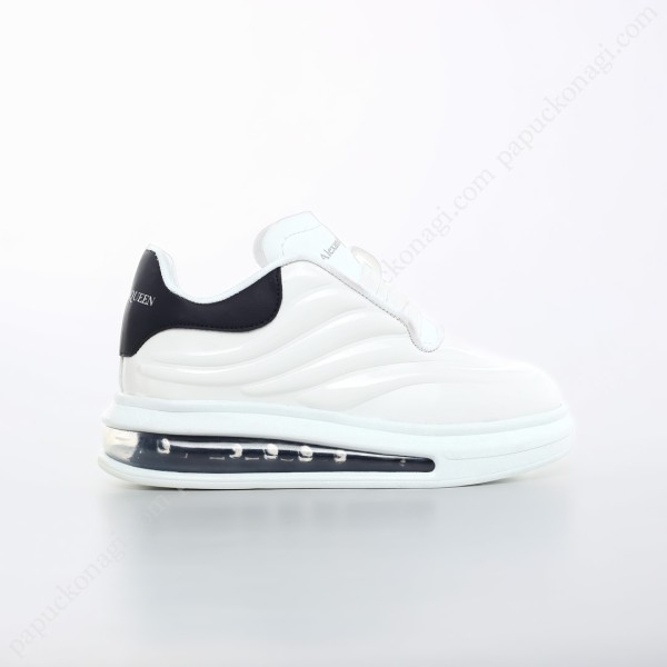 Outlet - McQueen Lux Baloon Beyaz Siyah Outlet - McQueen Lux Baloon Beyaz Siyah