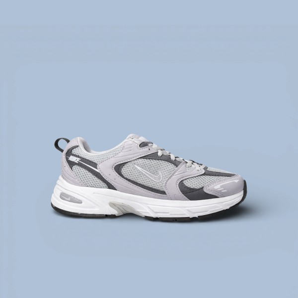 Nike 530 Gri Füme Nike 530 Gri Füme