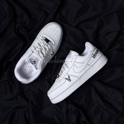 Nike Air Venom Beyaz Siyah Nike Air Venom Beyaz Siyah
