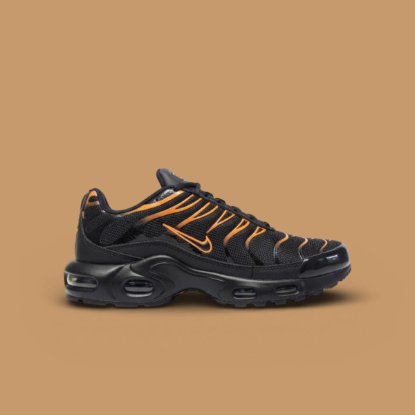 NIKE AIRMAX TN Siyah Turuncu NIKE AIRMAX TN Siyah Turuncu