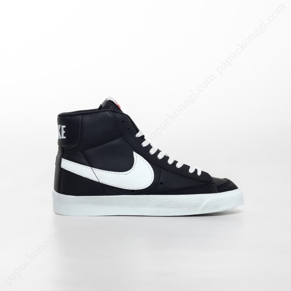 Nike Blazer Bilekli Siyah Beyaz Nike Blazer Bilekli Siyah Beyaz