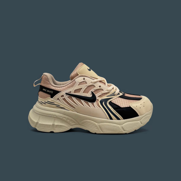 NIKE SKATE Bej Siyah NIKE SKATE Bej Siyah