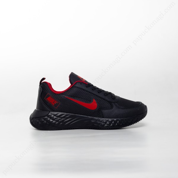 Nike Trail Siyah Kırmızı Nike Trail Siyah Kırmızı