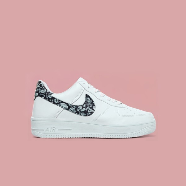 Outlet - Nike Airforce Desenli Beyaz Siyah Outlet - Nike Airforce Desenli Beyaz Siyah