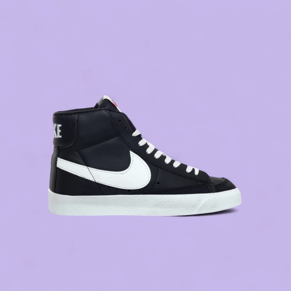 Outlet - Nike Blazer Bilekli Siyah Beyaz Outlet - Nike Blazer Bilekli Siyah Beyaz