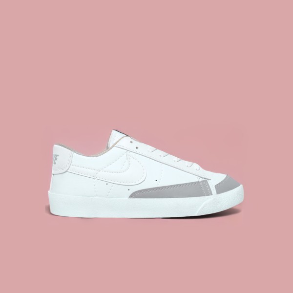 Outlet - Nike Blazer Kısa Bağcık Beyaz Outlet - Nike Blazer Kısa Bağcık Beyaz