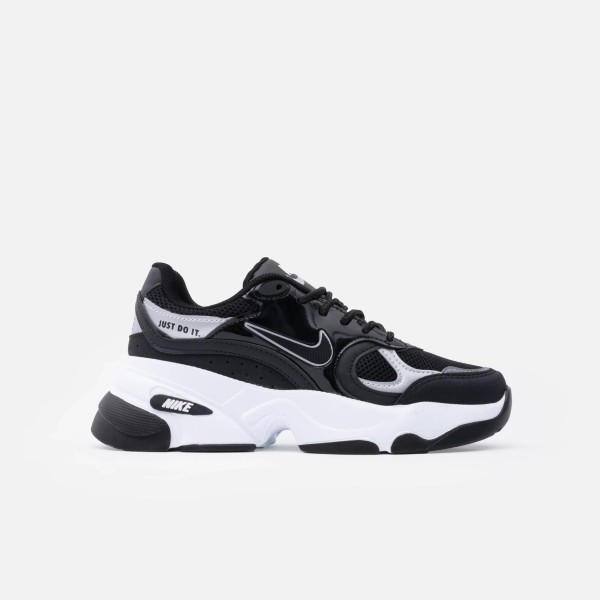 Outlet - Nike New Just Siyah Beyaz Outlet - Nike New Just Siyah Beyaz