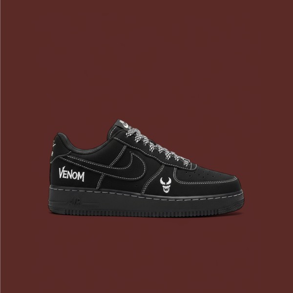 Outlet - Nike Venom Siyah Beyaz Outlet - Nike Venom Siyah Beyaz