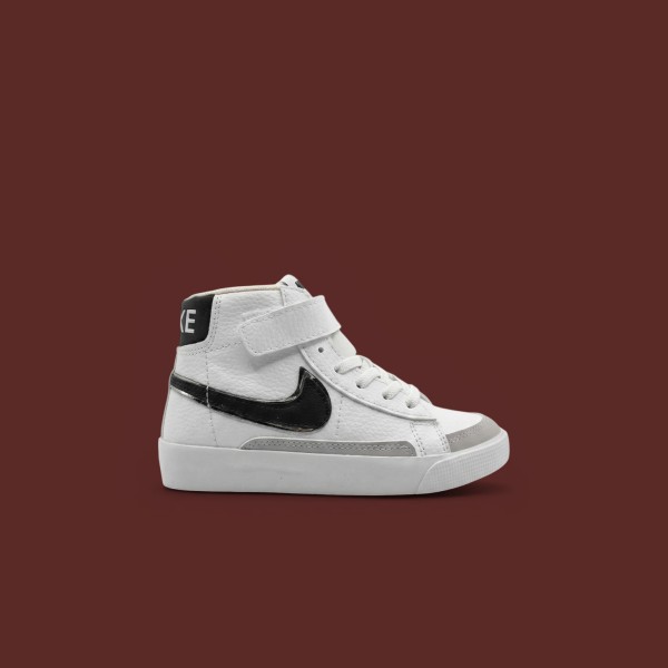 Sezon Sonu - Nike Blazer Bilekli Çocuk Beyaz Siyah Sezon Sonu - Nike Blazer Bilekli Çocuk Beyaz Siyah