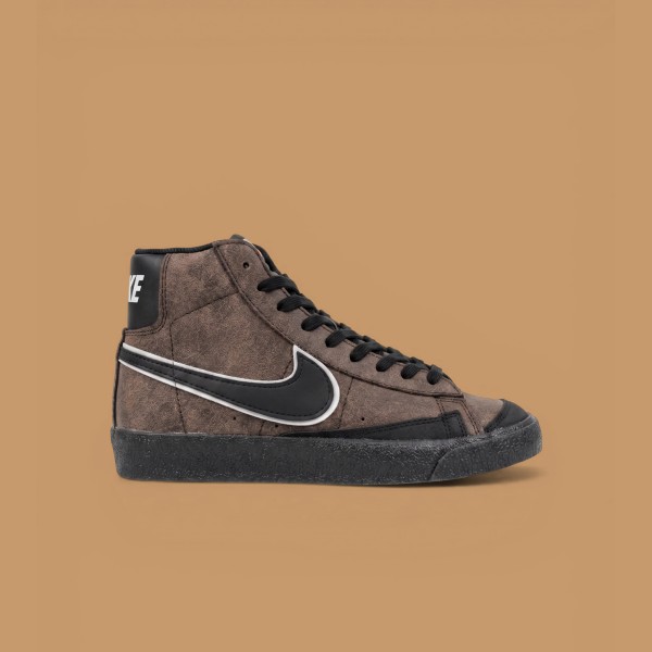 Sezon Sonu - Nike Blazer Bilekli Kahve Siyah Sezon Sonu - Nike Blazer Bilekli Kahve Siyah